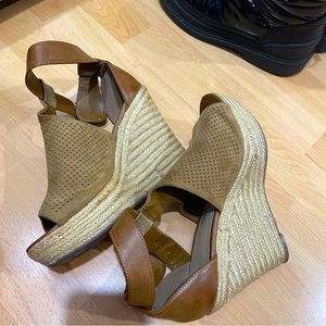 Marc Fisher Sandals platform